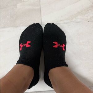 Pre loved Under Armour Black Socks with Pink Logo